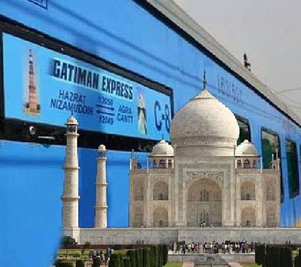 Taj Mahal Tour by Gatimaan Express Train