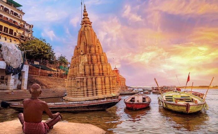 How to book tour package for Varanasi